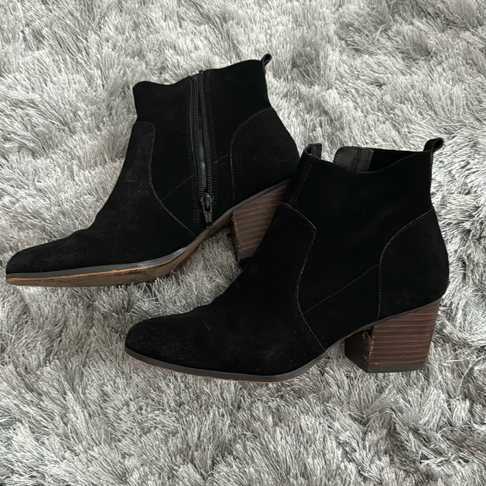 Crown Vintage black suede ankle boot